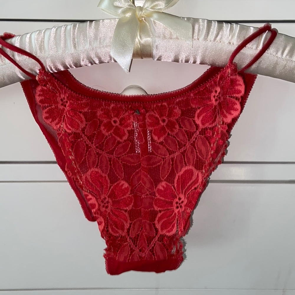 Victoria’s Secret Vintage Desire Stretch Panty - Washed/Never Worn. Sz S/Red.